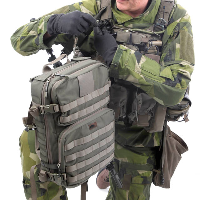 Snigel Specialist Backpack 30L – taktisk ryggsäck, oliv